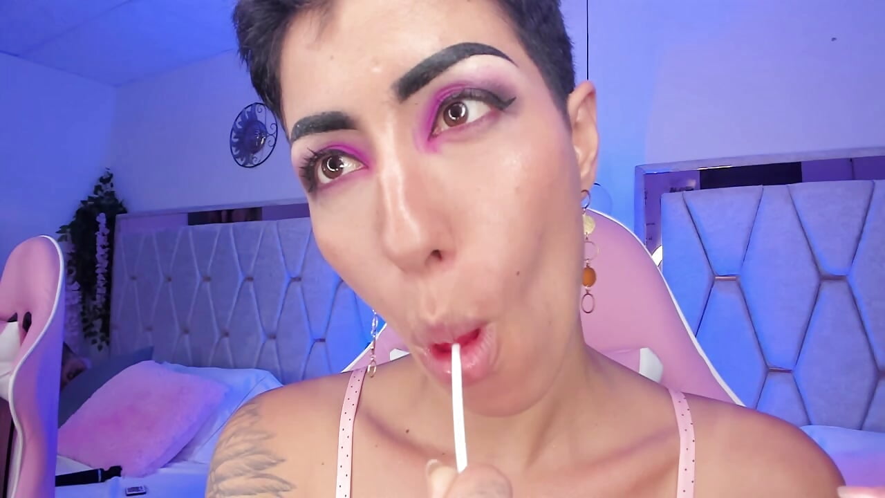 sweet lollipop 🤤🤤🥵🥵 - video by MONSYHOT1 cam model