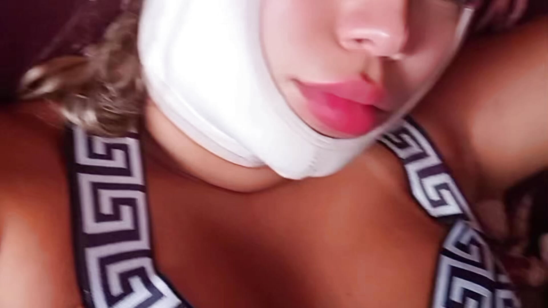 Hi guys, I'm still recovering, a little sore, but I'm on the mend. I'm sending you a huge kiss 😚😚☺ - video by LaurenWelly_ cam model