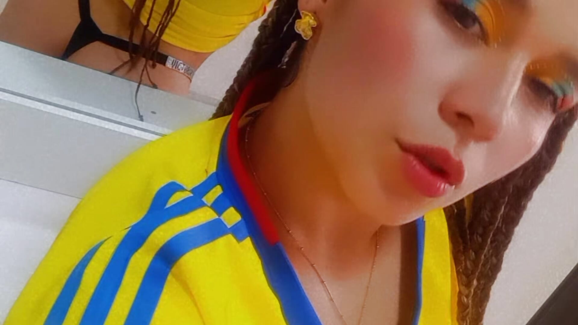 I love 💛💙♥️