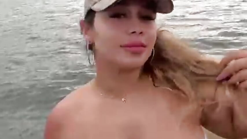 😏 - video by LaurenWelly_ cam model