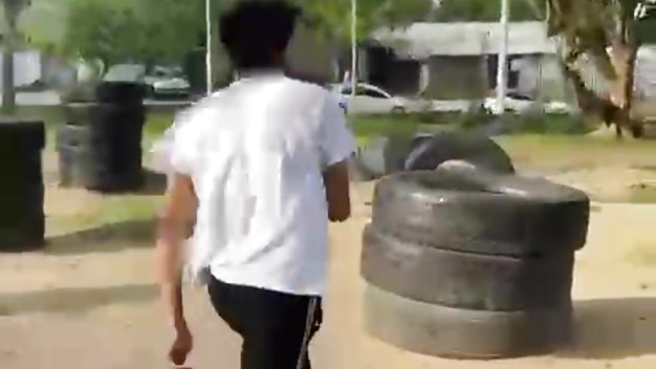 MI DEPORTE FAVORITO PARKOUR - monit_coran adlı kamera modelinin videosu