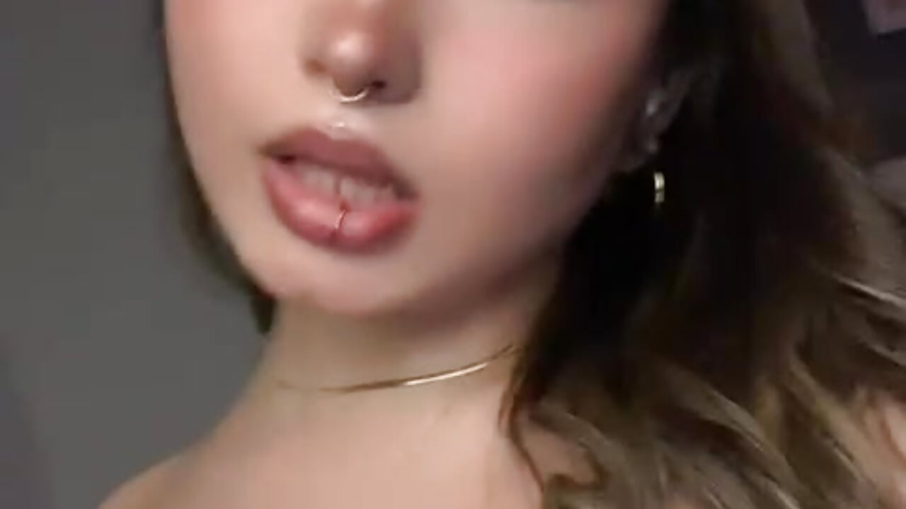 KISSES🔥💕