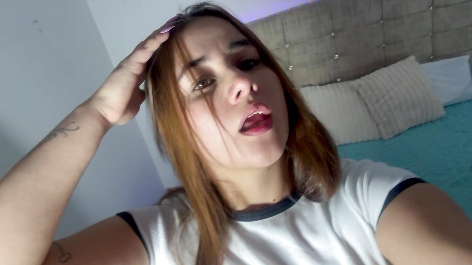 Heeeellooooo 💕 - فيديو من Catherine_summer1 موديل الكام