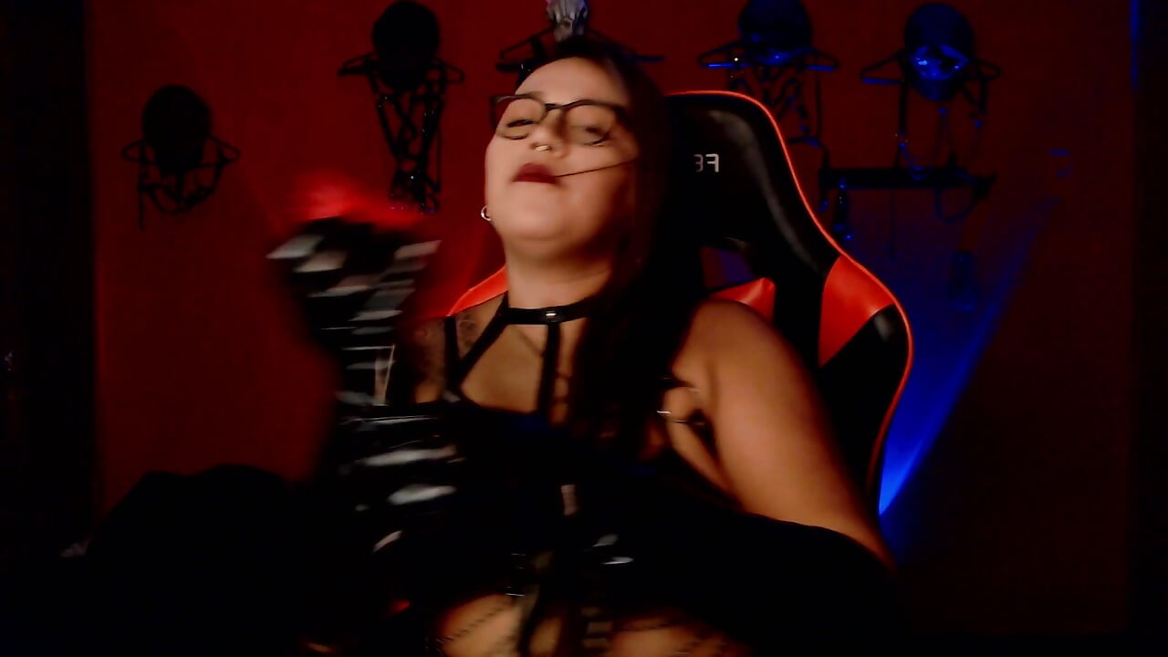 Welcome to my dungeon!!! - video by LilithSharon cam model