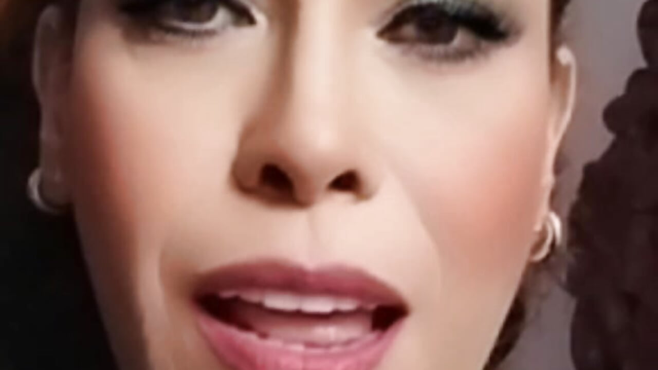 1000362813 - video by KendraSinger
