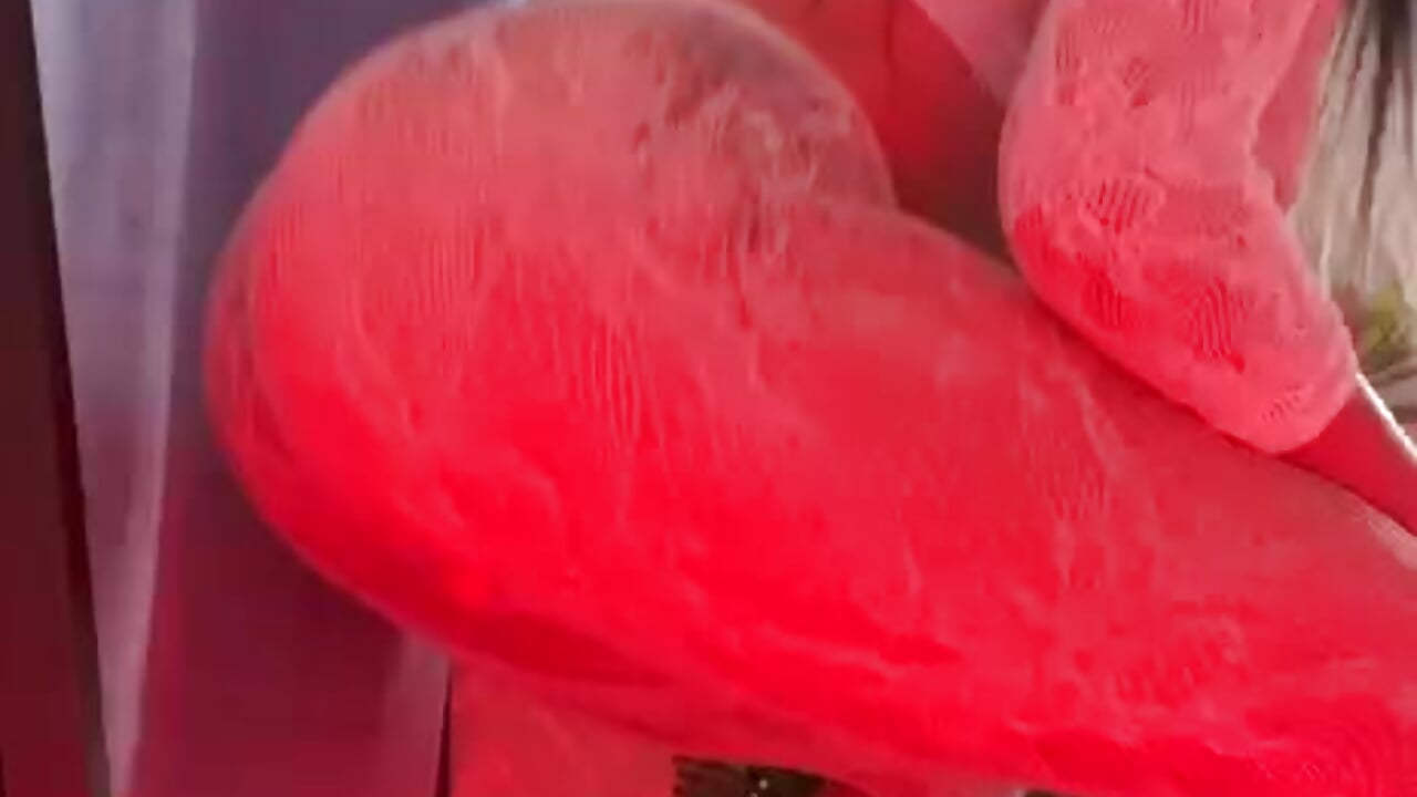 Dance and ass