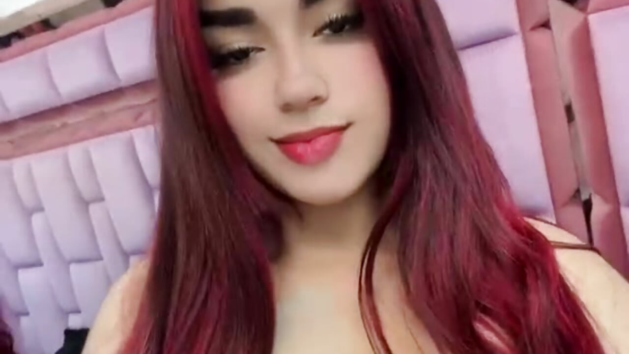 🌸❤️‍🩹 - video by NahomiConnor_ cam model