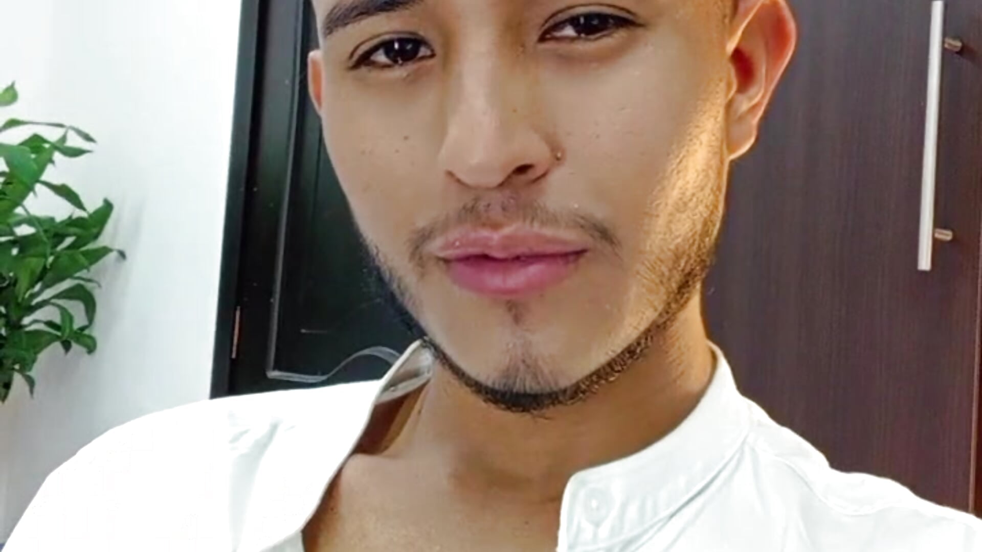 Cute - video by alessandro_wizard cam model