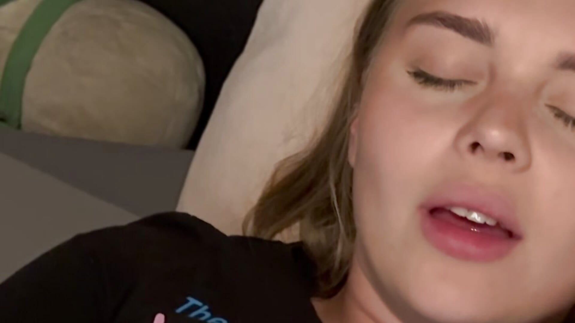 Wake up horny – video af wet_denise cam-model