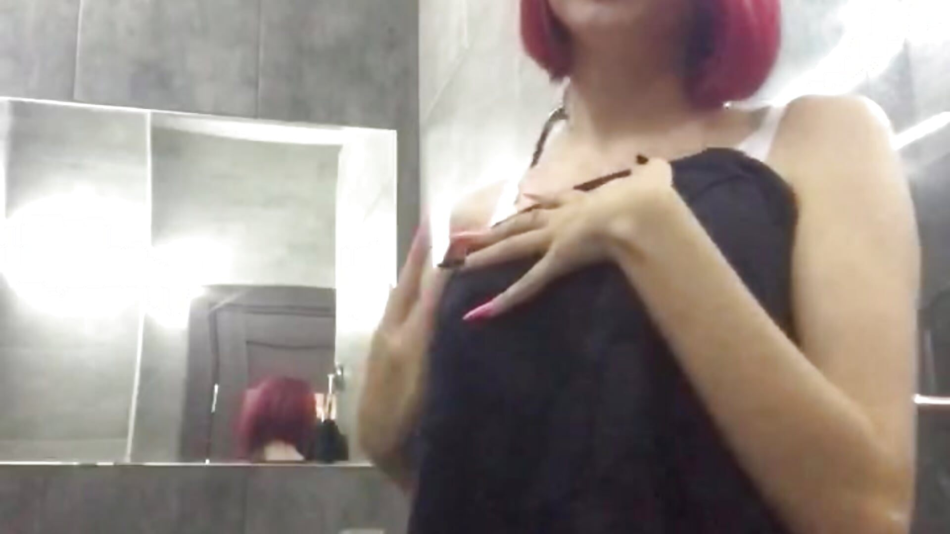 WOMAN MOMEENT - video by cuty_kate cam model