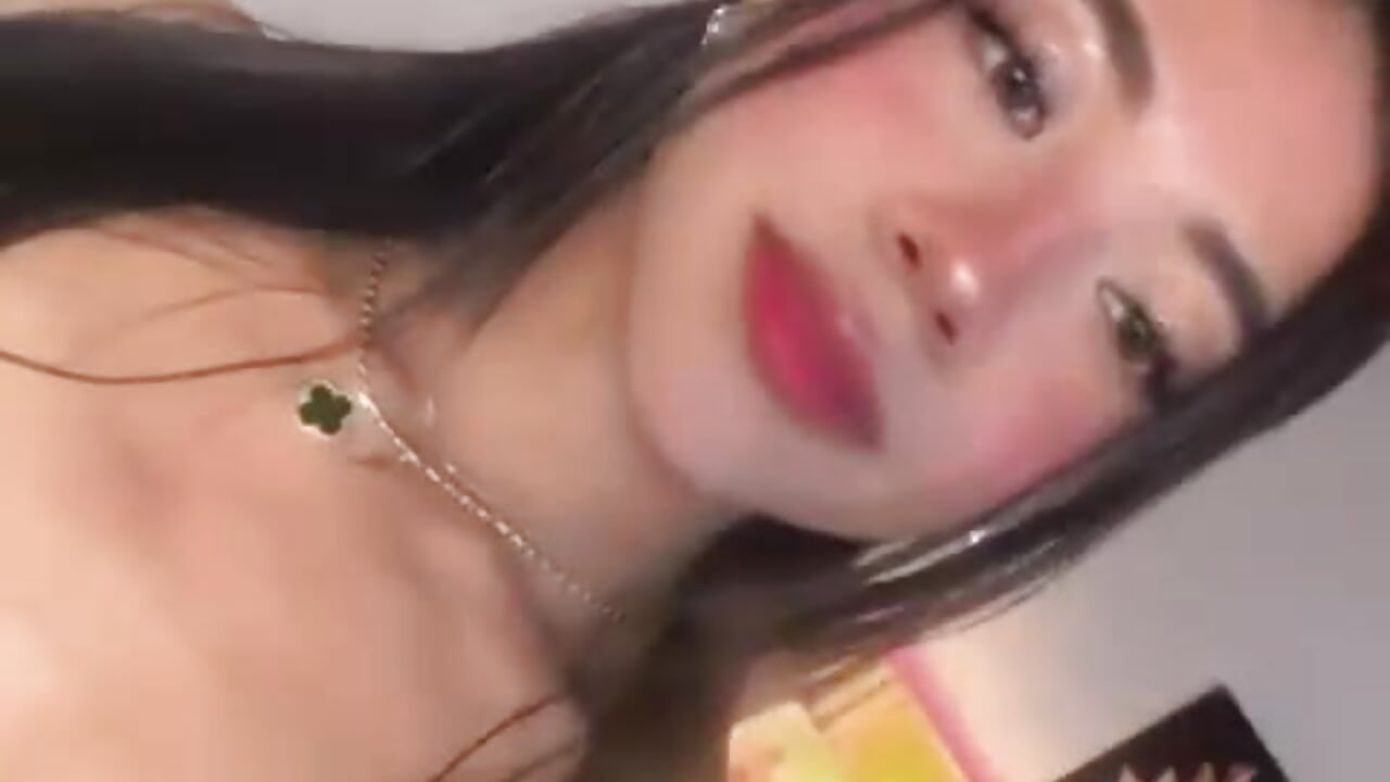 Who is going to be the first to come play with me today? 💋 - video by Harmony_Malkova cam model