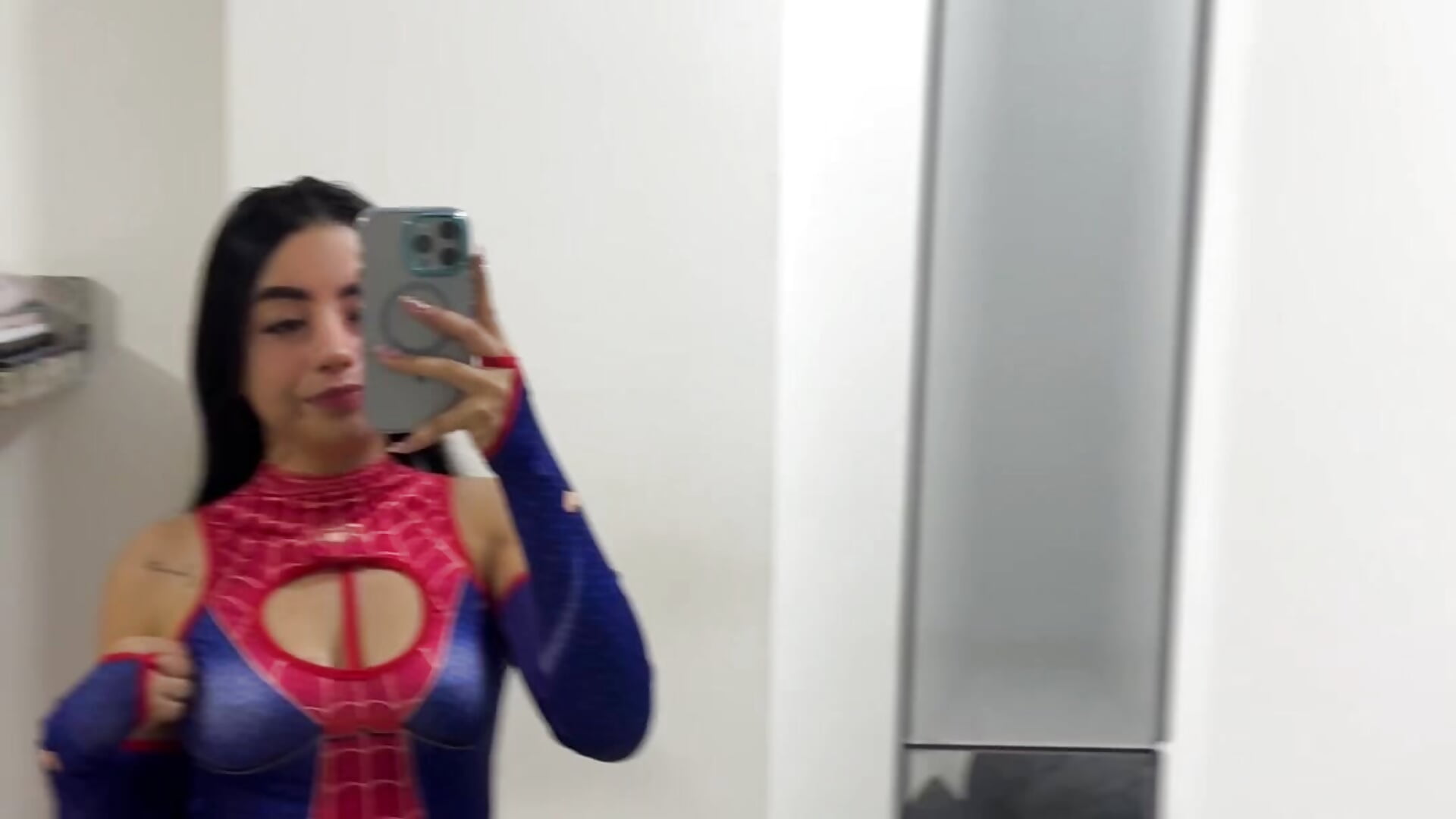 SPIDERWOMAN❤️ - video oleh model kamera Miia77_