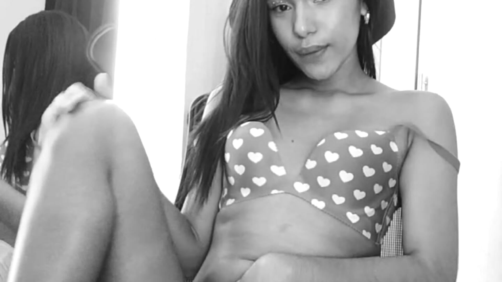 I dance sexy for you - فيديو من kharelys_777 موديل الكام