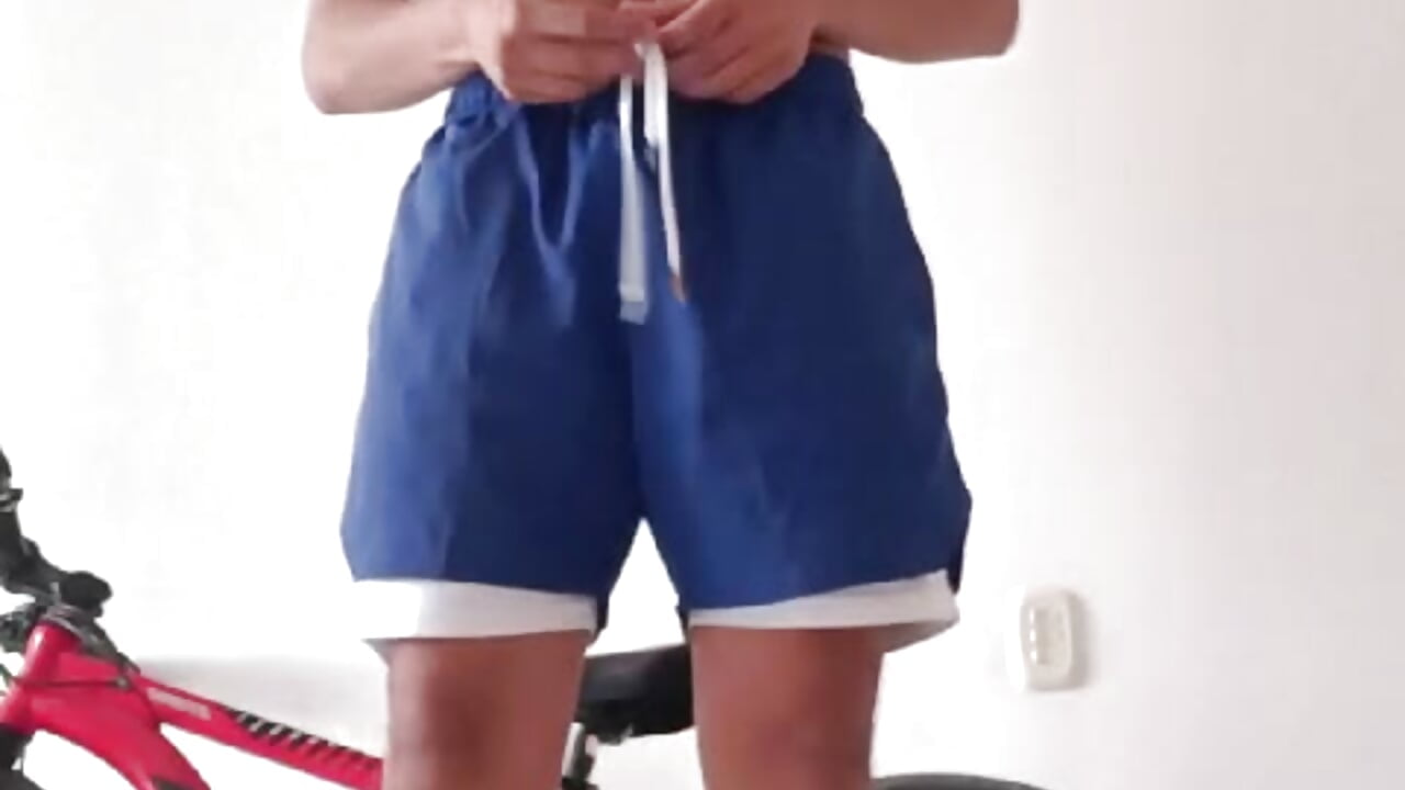 Día de ejercicios qué tal - smithdamndamn kullanıcısının videosu