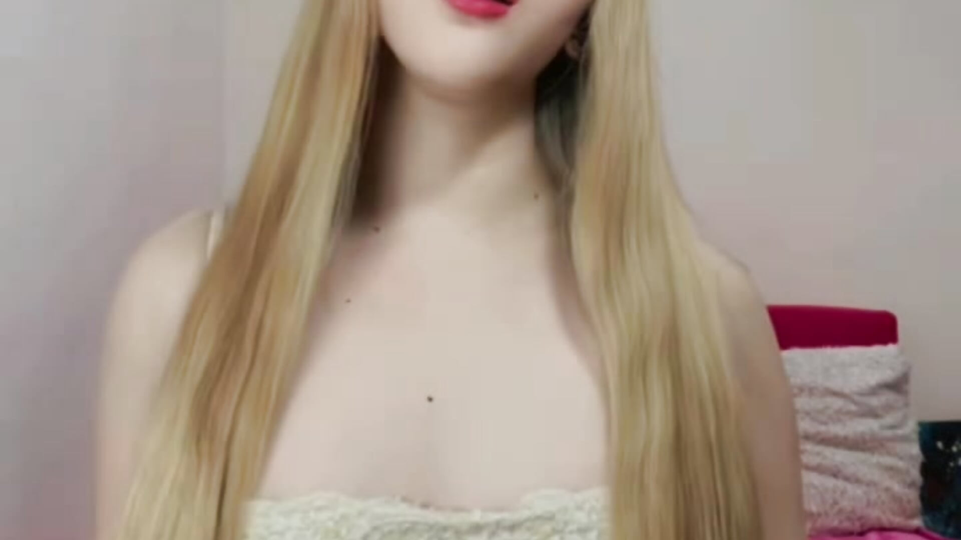 blondie - video by AmayaIsabella cam model