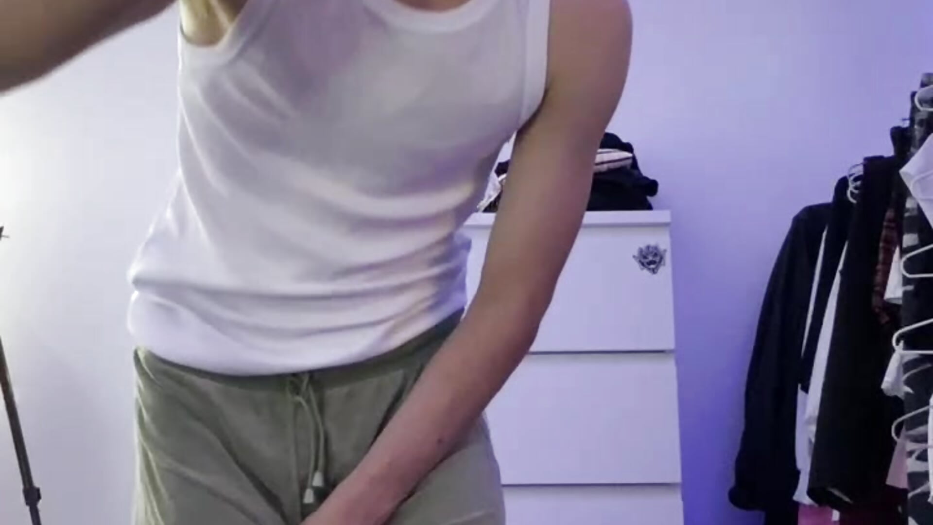 hi guys :* - eitanhere主播的视频