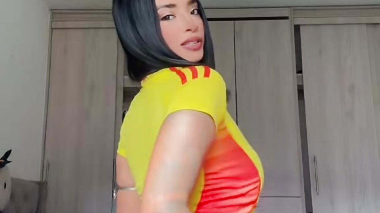 COLOMBIA ♥️🫶✨ - Annacherry_77 캠 모델의 동영상