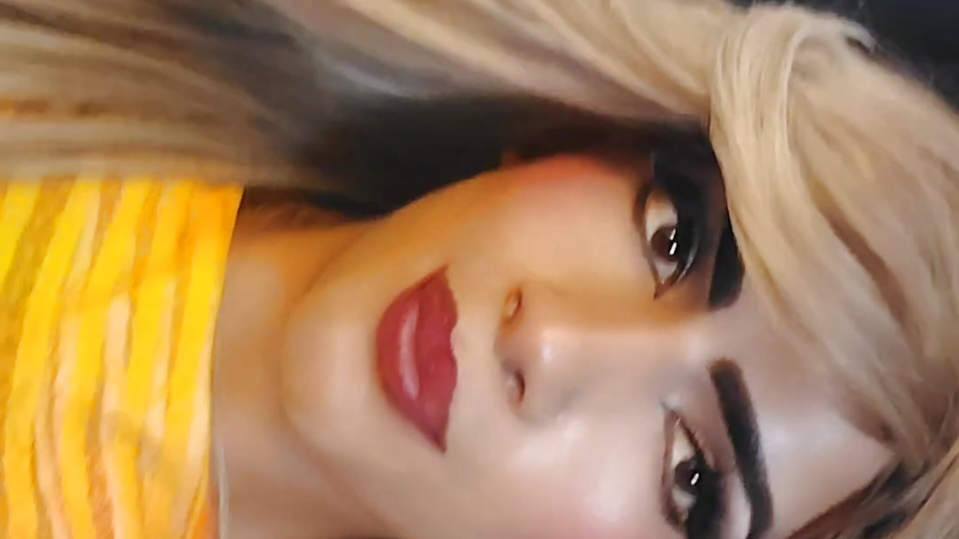 1000248081.mp4 - clip cu georgina_ms model videochat