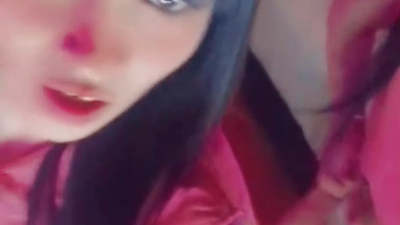 A kiss to start the week - video oleh model kamera Sofii_Carter