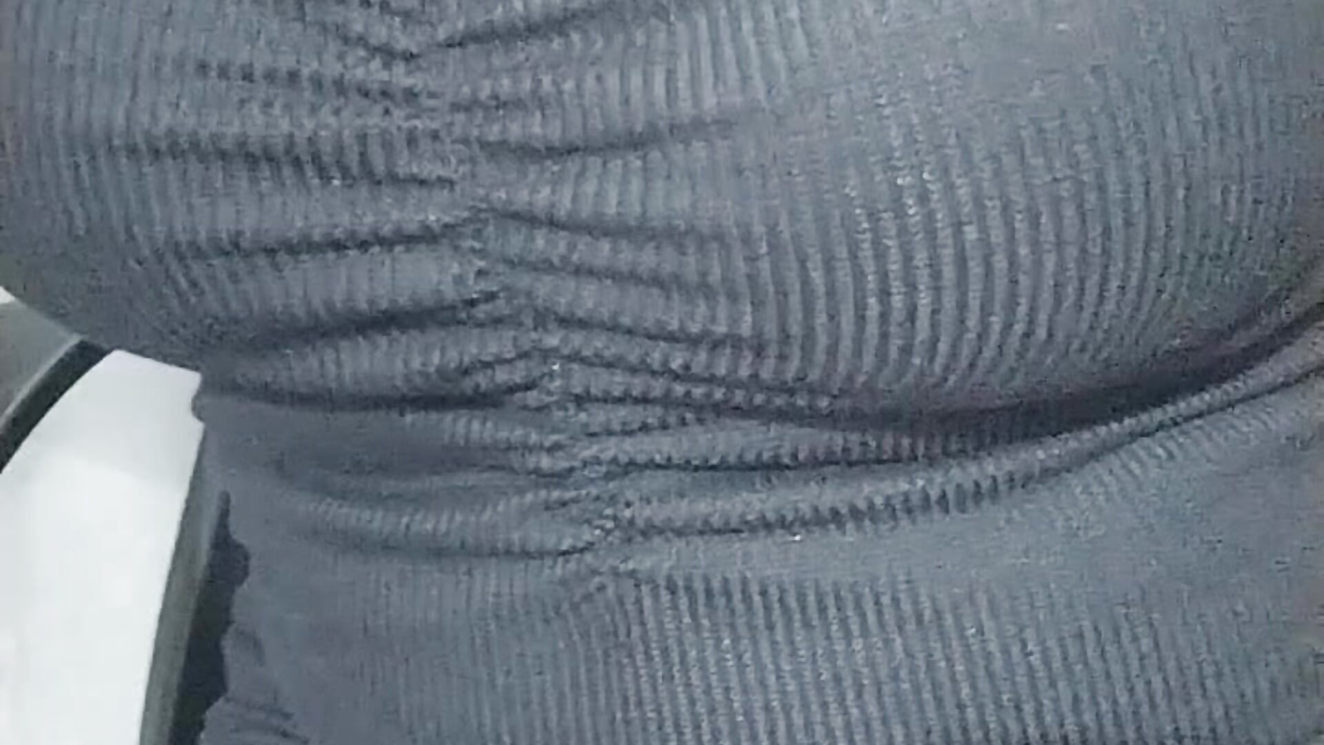 1000098499
