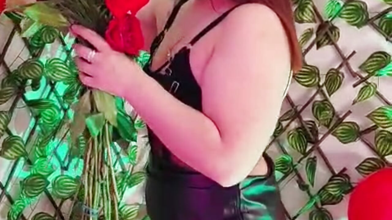 SAN VALENTINE - VickyJohnson1 adlı kamera modelinin videosu