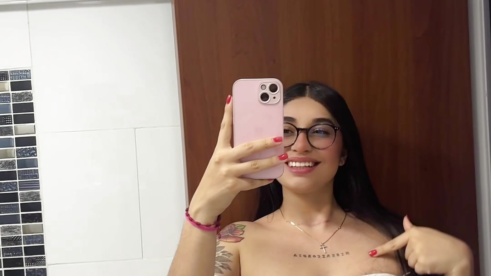 🔥🔥🔥 - відео від вебкаммоделі sensualhaven_