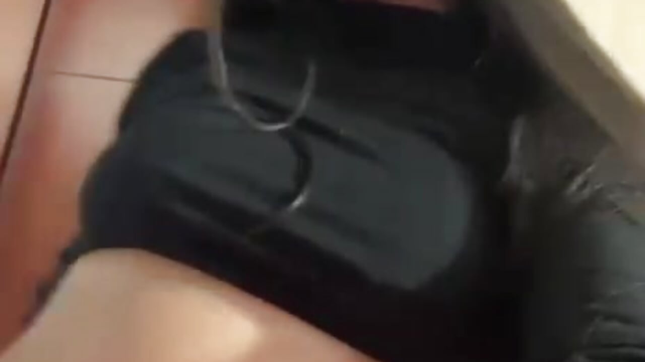 <3 - video by Melanie-Roberts cam model