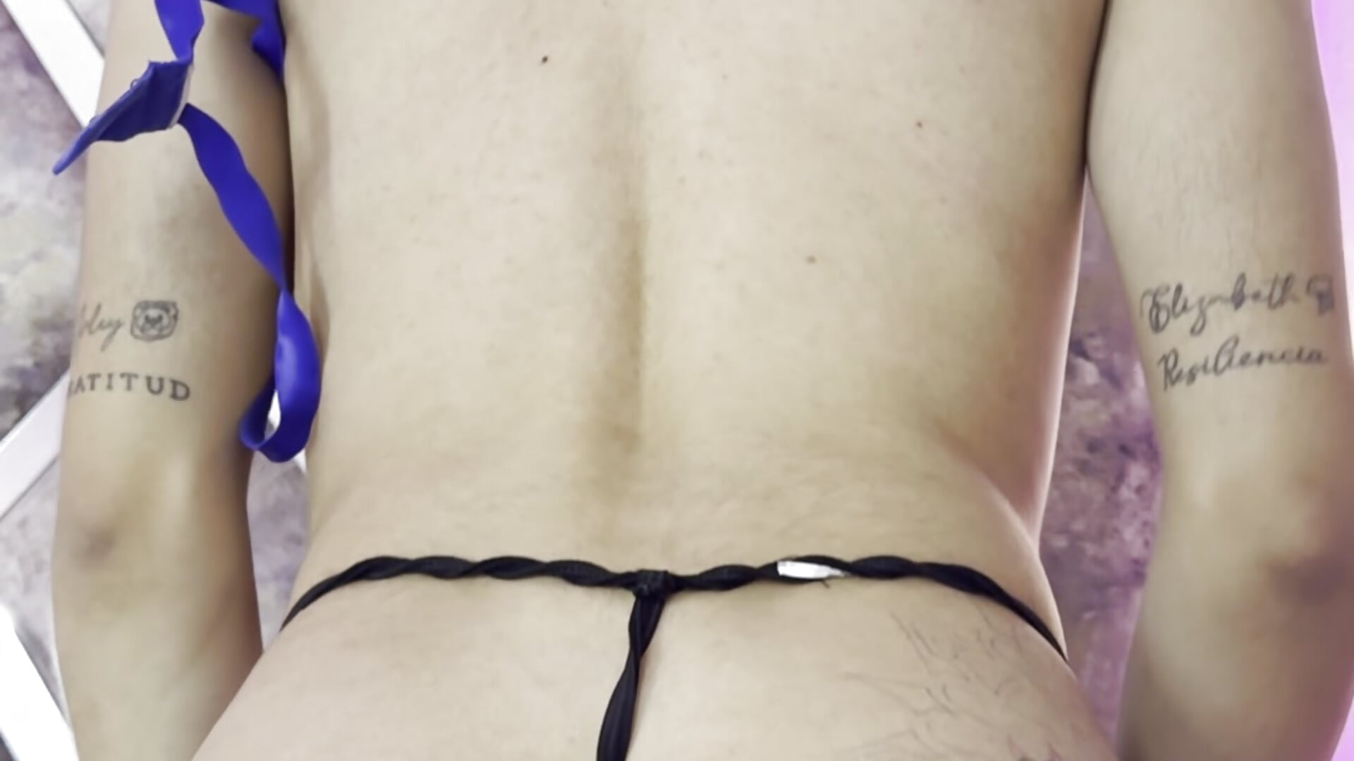 Just imagine what it will look like inside me!! COWGIRL－カメラキャストのMaxiRogersの動画