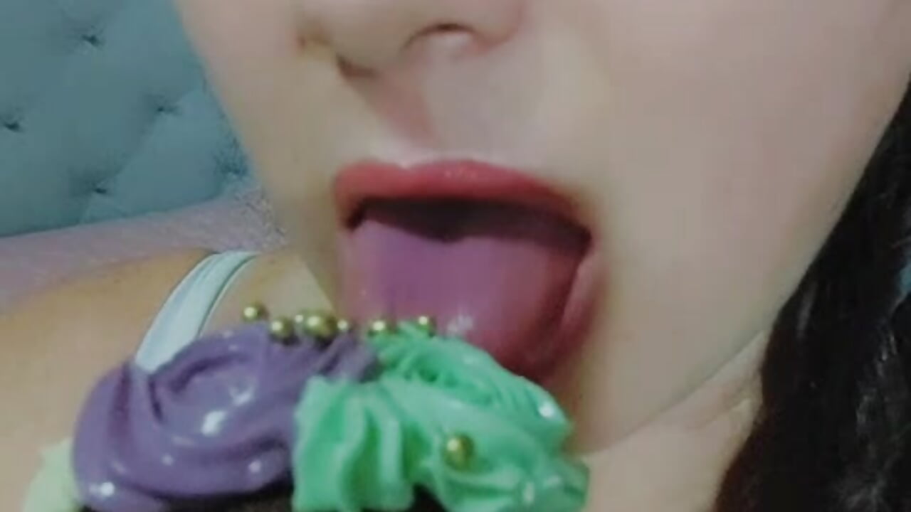 Quiero probarte asi de rico 🫦🫦 - video by milly_sanchez cam model