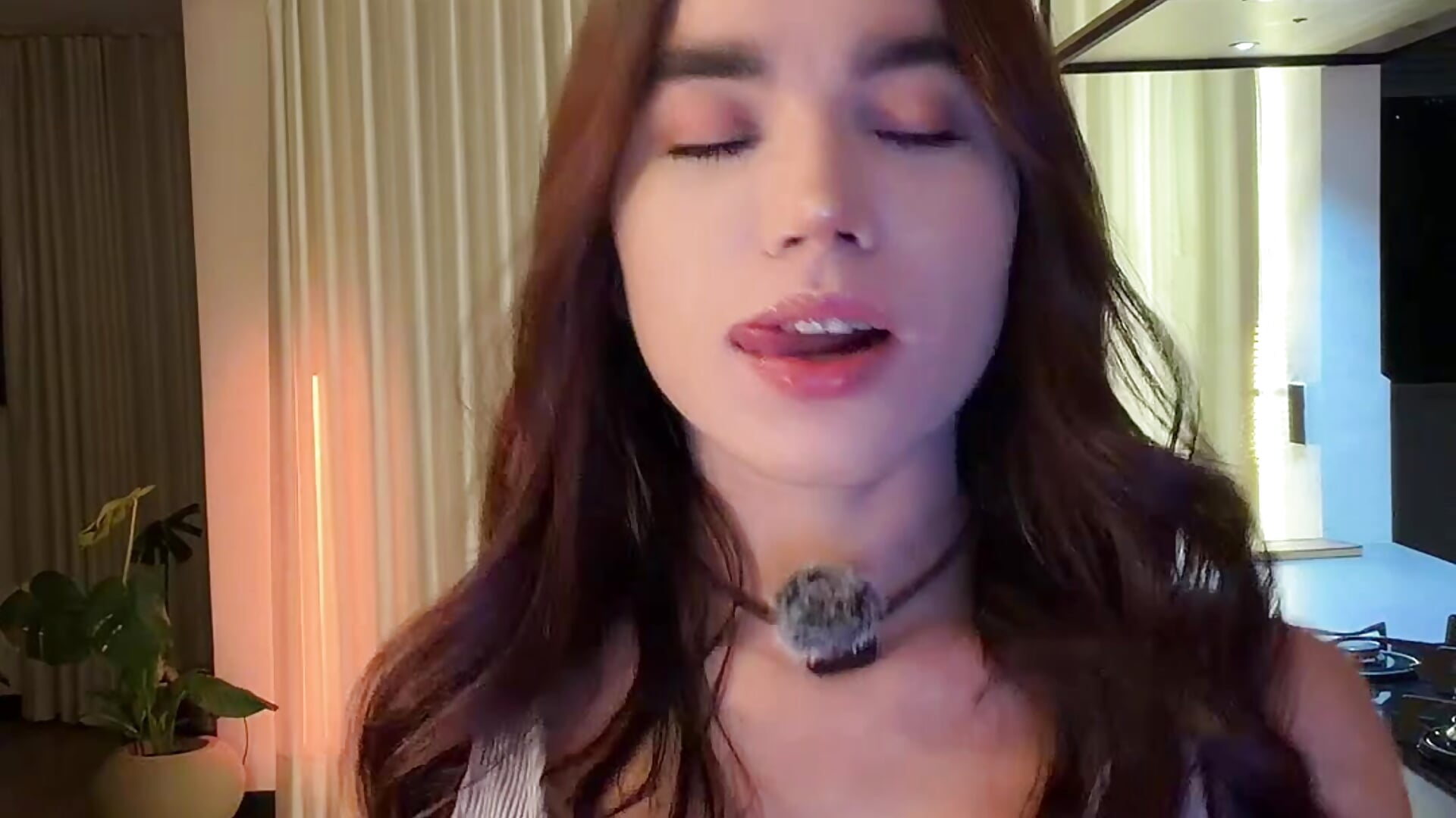 🍯🍒😮‍💨