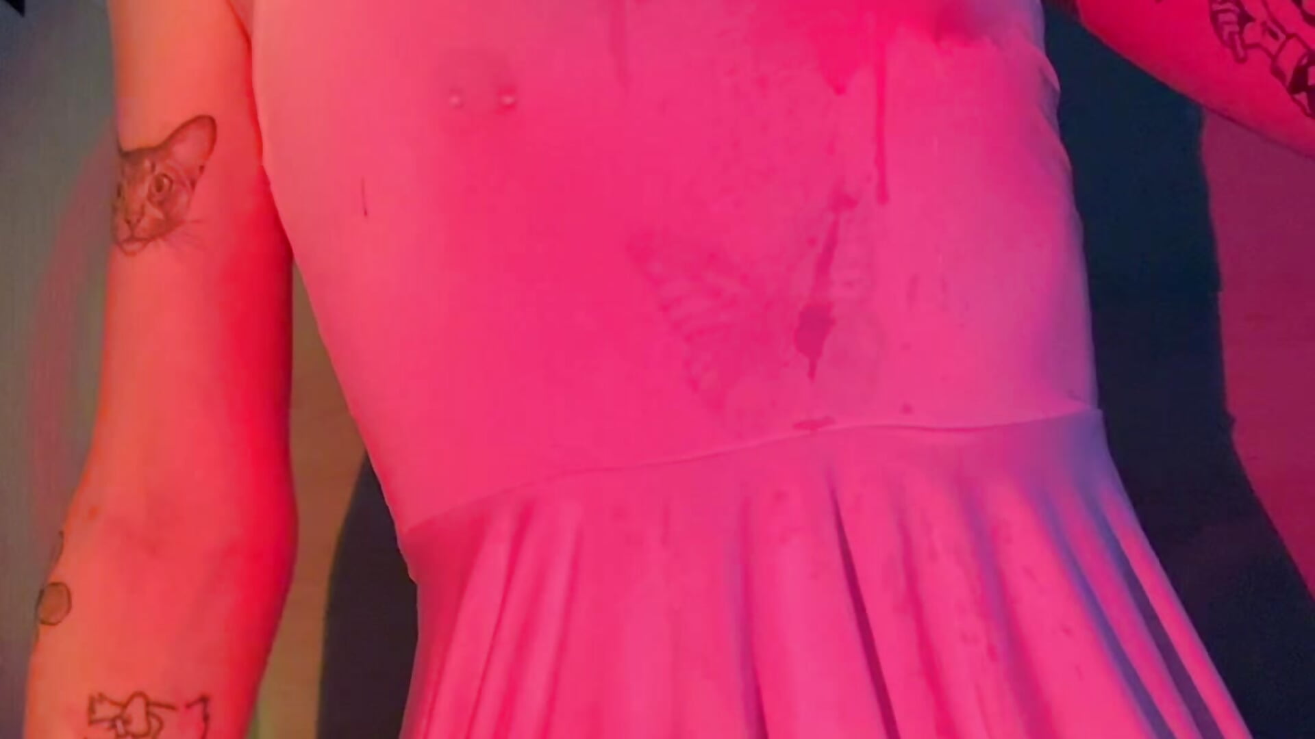 lets see that white dress gets wet on me :)