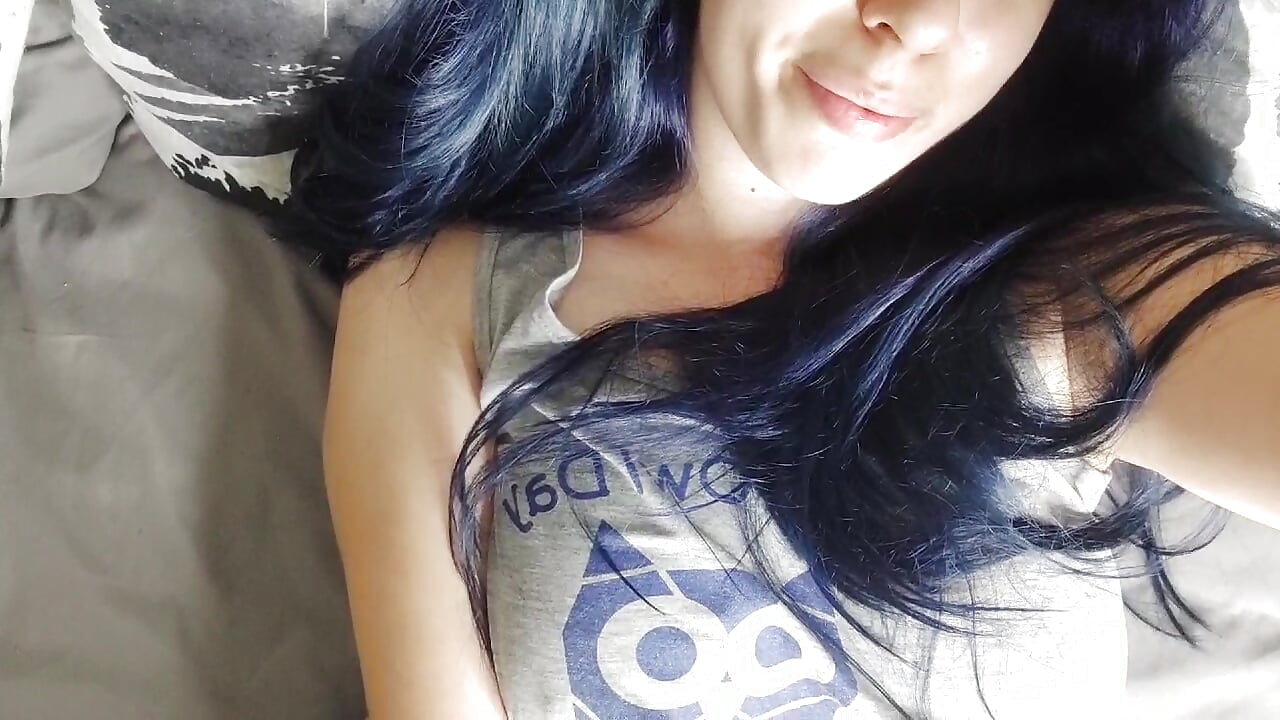 Blowing some kisses 😘 - video by ForbiddenAmaraVIP cam model