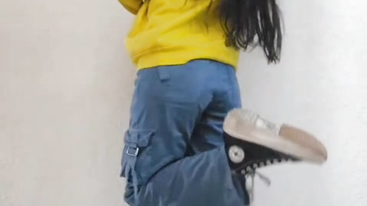 🎈"They say that when you go to see someone special, it shows.. did you notice? Let's have fun today - aisha_bx 캠 모델의 동영상