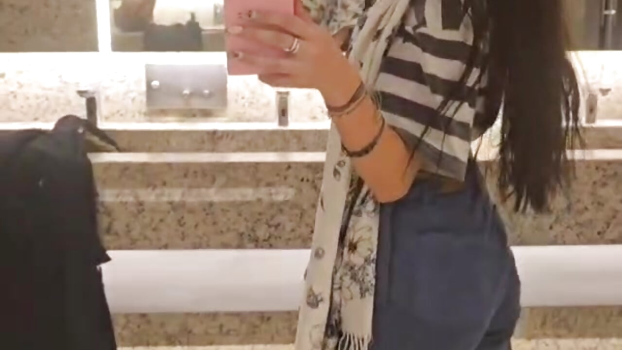 I can't help it, You are always in my head.. - aisha_bx 캠 모델의 동영상