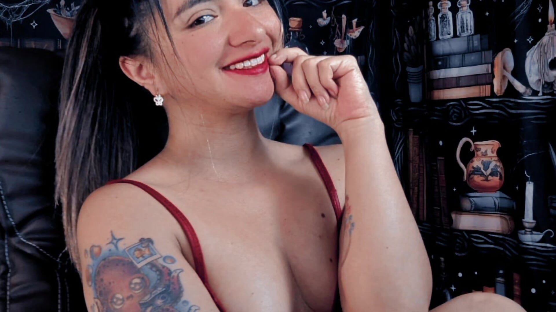 Hi guys !! - video oleh model kamera julietta___jackson