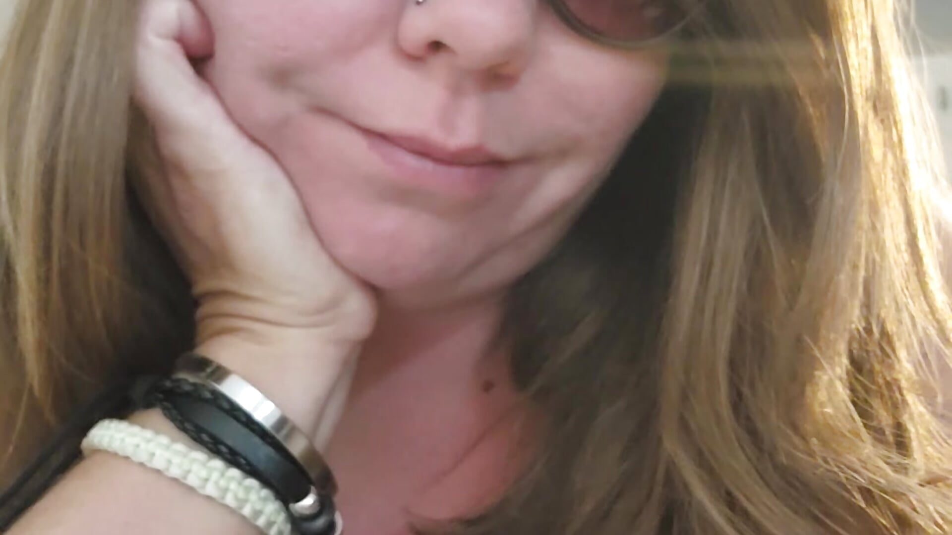 1000011081 - video by MsShelby40 cam model