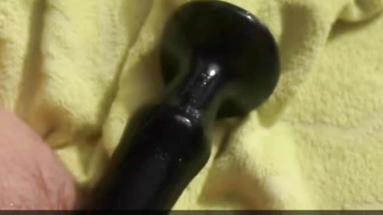 8731D742-486A-461A-88C3-D8C2AE31B30C – video modela na kameri enzomlt