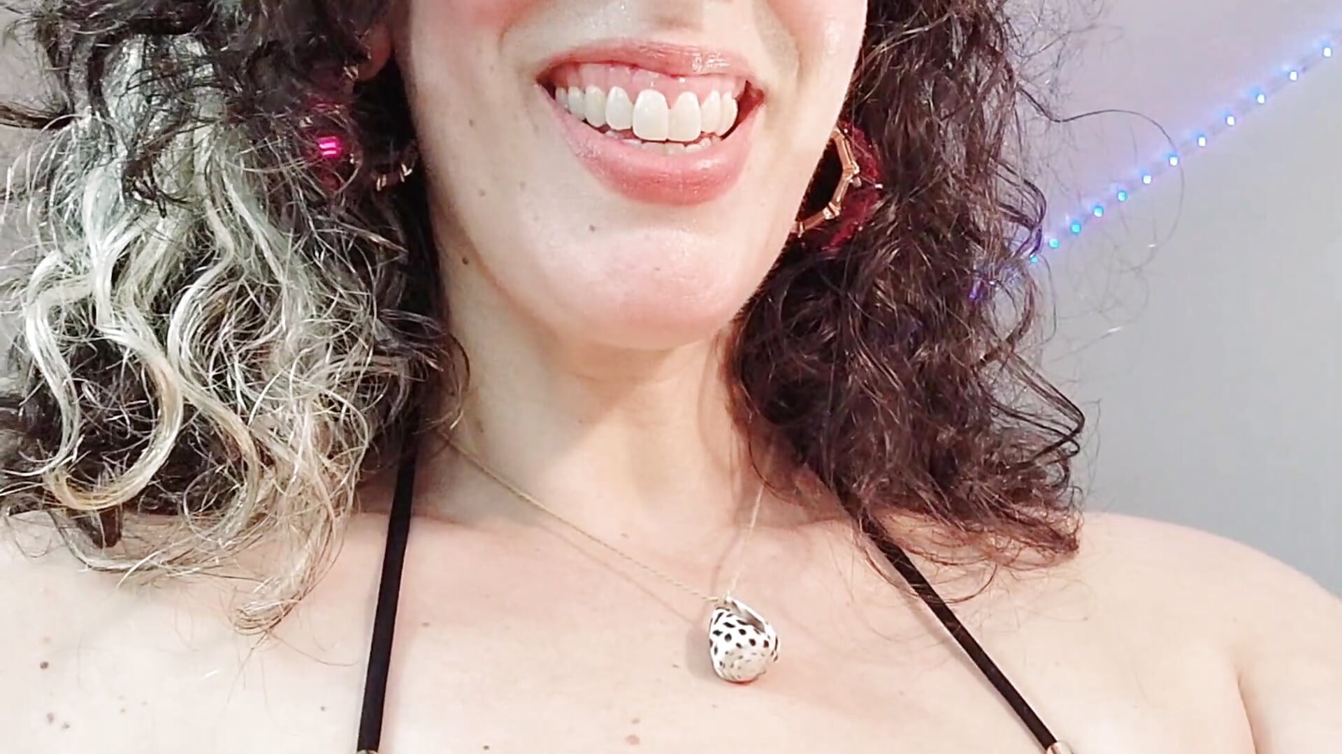 [June] Big Wet Kiss?