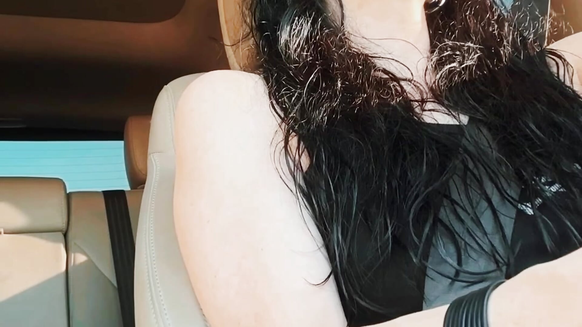 Road trip with me - video by VixenVixie cam model