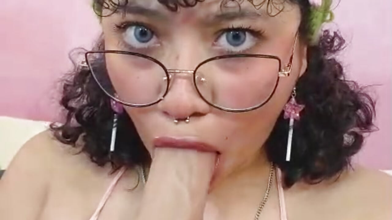 Let me suck your dick like this 😈💥