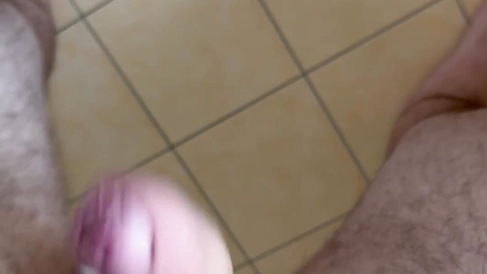 Dicker Schwanz klatscht gegen den Bauch mehrmals - Video von GartenRammler Cam-Model