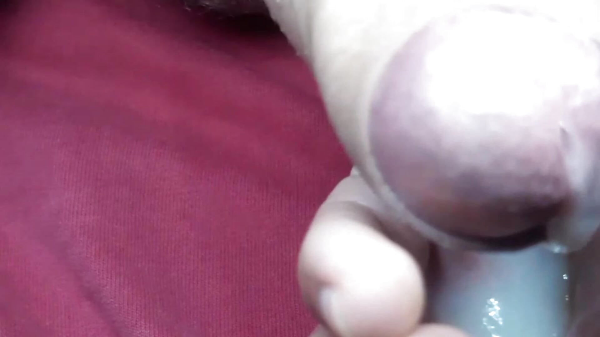 Cum on my hand - video CrisFetish_89 kameramallilta