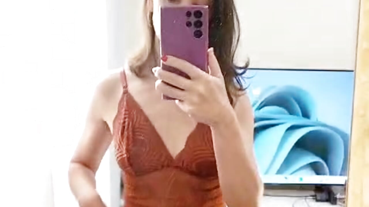 Bom dia com zoom na bucetinha.... - BrendaSun adlı kamera modelinin videosu