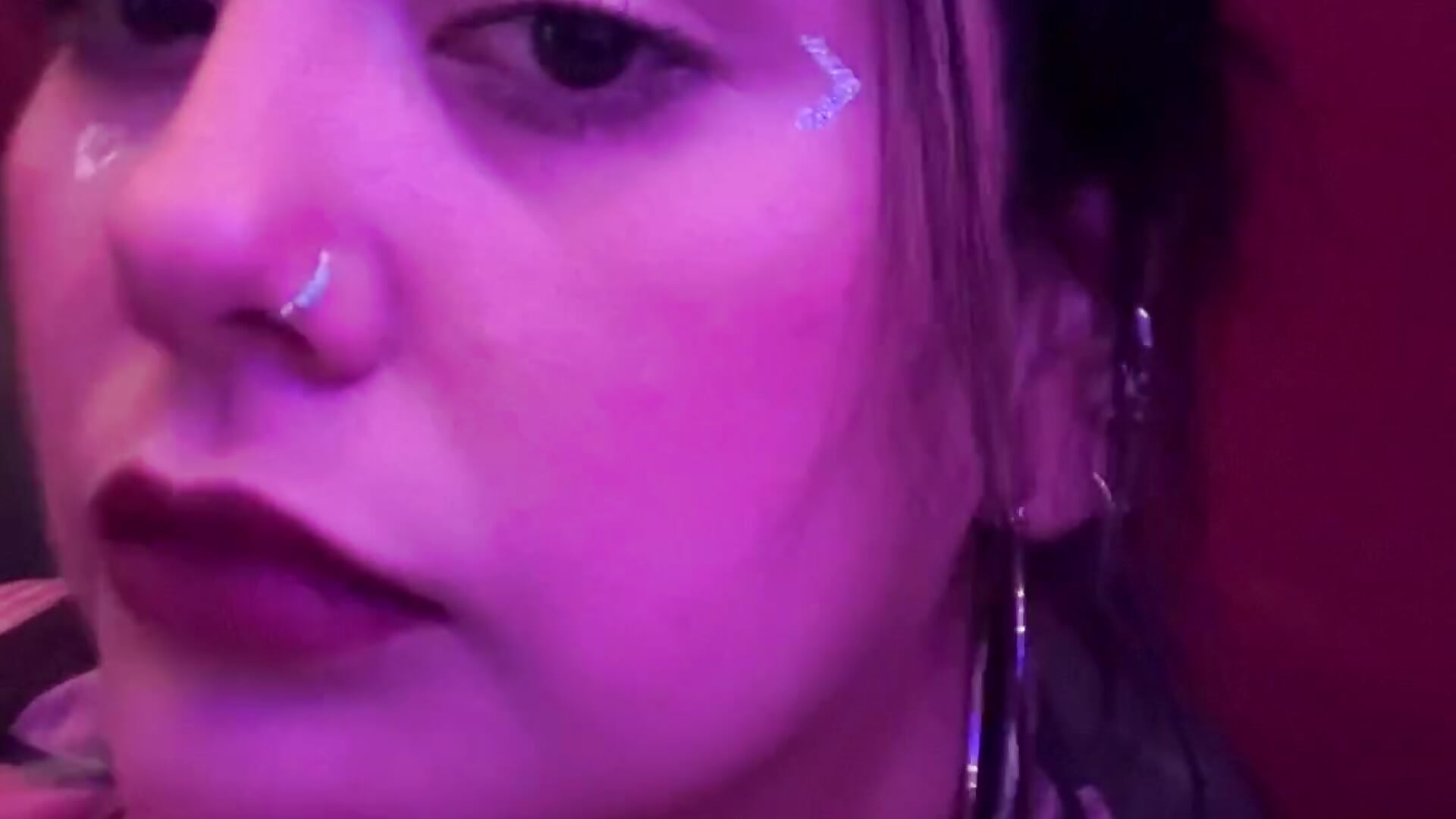 Pegatinas lindas 🩶 - video by LisaTuspia cam model