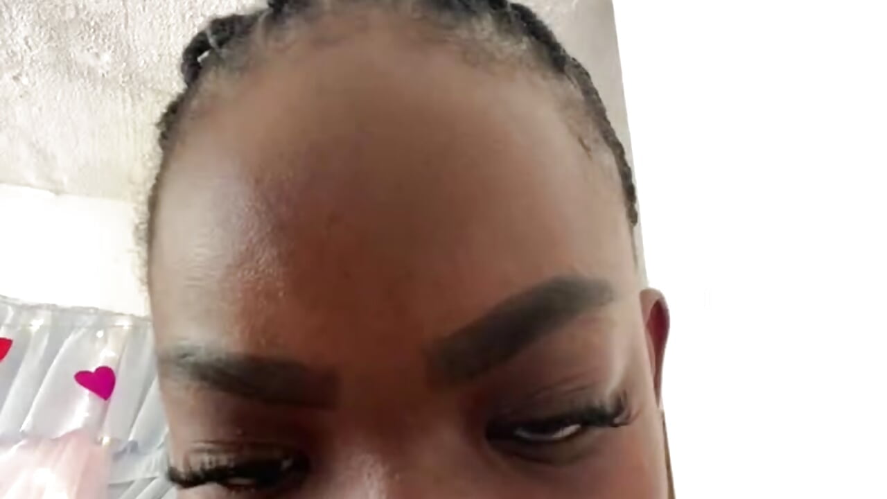 I would love for daddy to dominate me and make me his whore.😋😈 - video by Riri_Blonde10 cam model