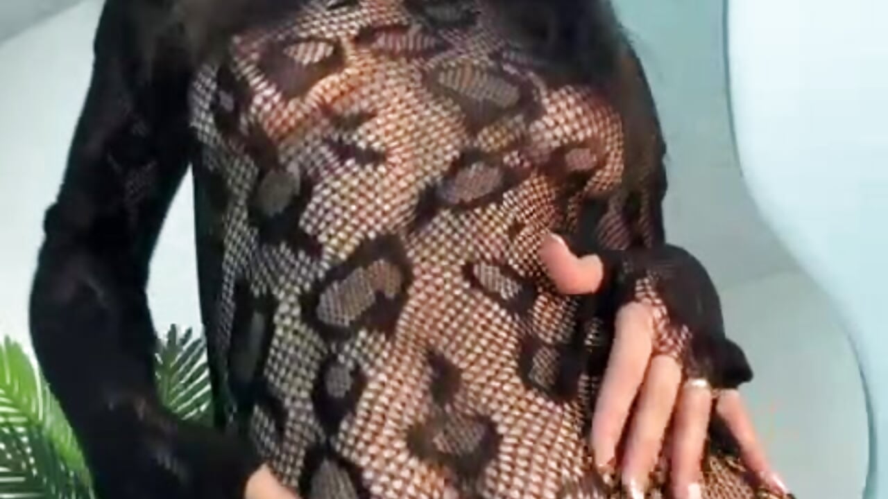 Dancing - video by Ariana_blanco18 cam model