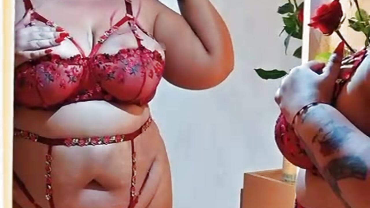 Valentine's Day ❤ - video by MaraaSweett cam model