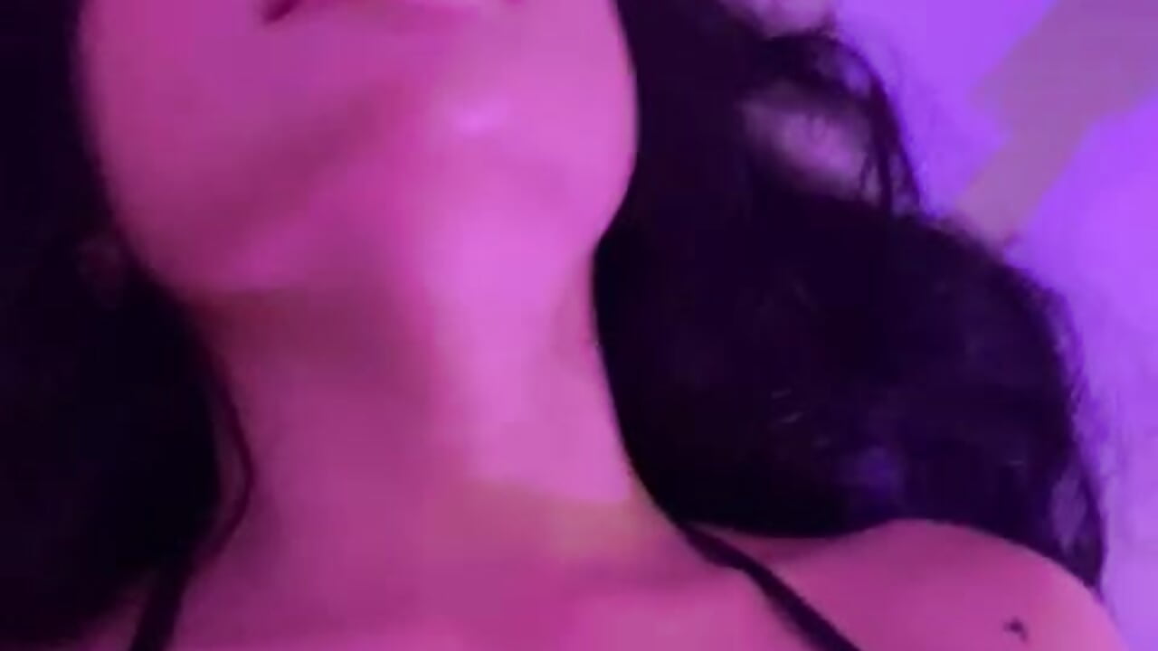 Oops, that's how you see me when you fuck me 🔥🤭