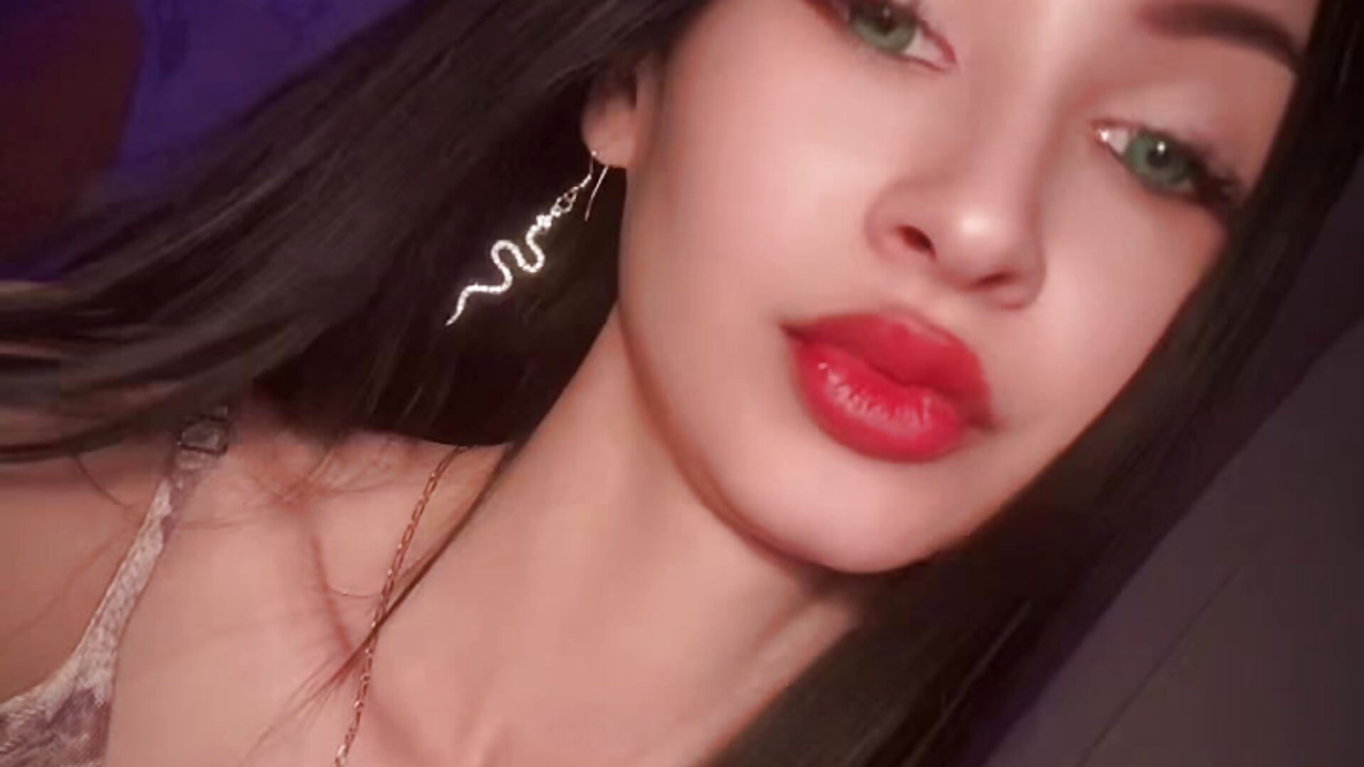 👑 - video by Starry_Siren cam model