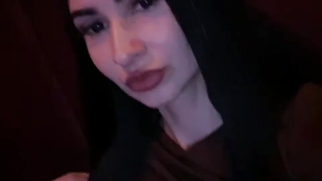 Rest 😇 - video by Starry_Siren cam model